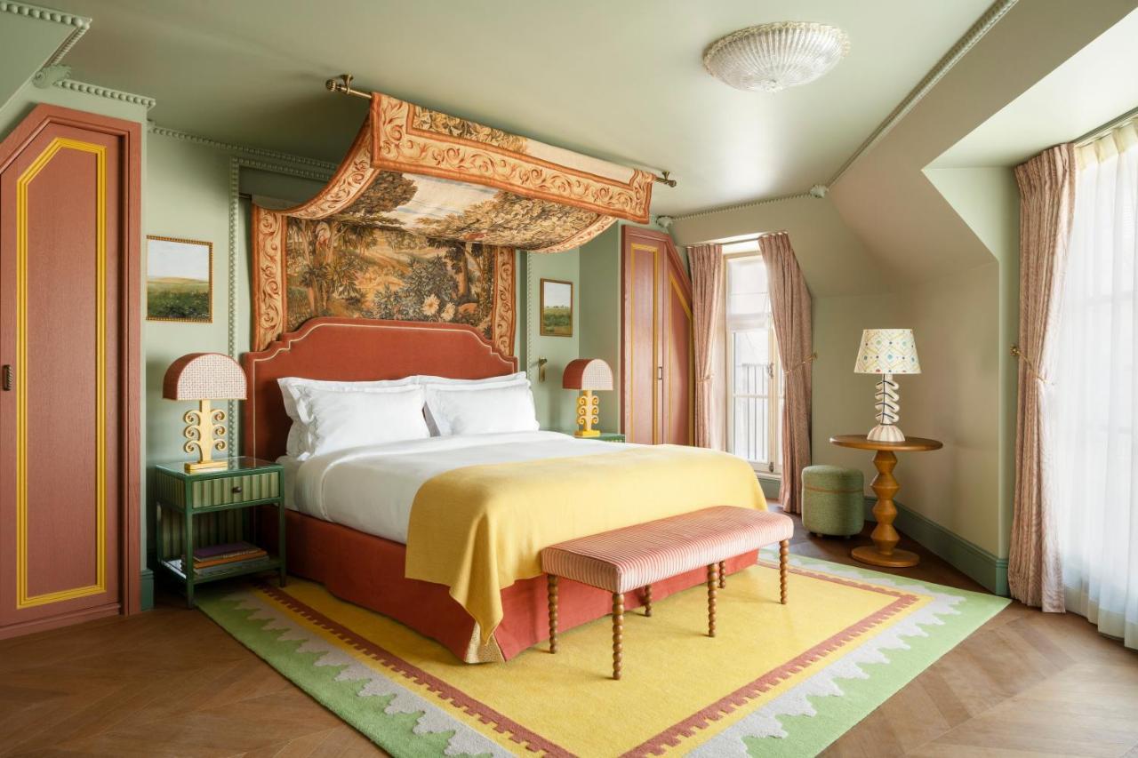 Le Grand Mazarin Parijs